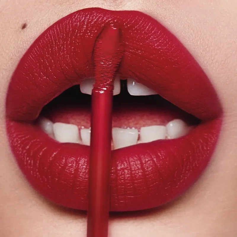 airbrush_flawless_lip_blu_3.webp Charlotte Tilbury Airbrush Flawless Lip Blur - | MECCA Sale