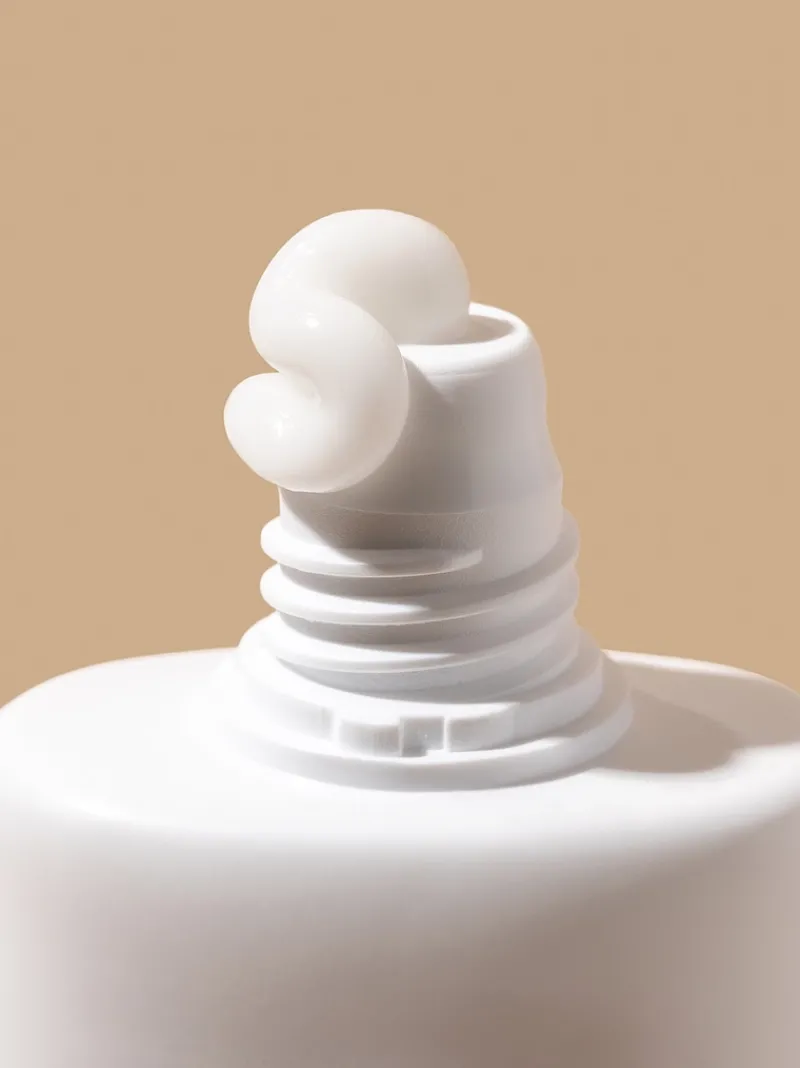 alphah_essential_hydratio_5.webp Alpha-H Essential Hydration Cream with Rose Geranium & Vitamin E | MECCA Best