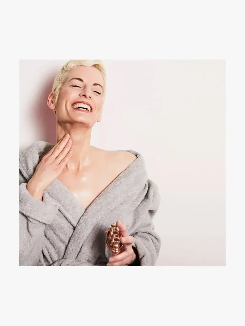 beautybio_r_the_lift_adva_5.webp BeautyBio R45 The Lift Advanced Neck Contouring Treatment | MECCA Discount