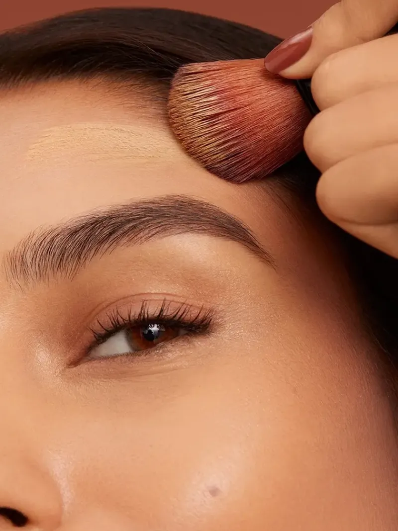 bobbi_brown_full_coverage_1.webp Bobbi Brown Full Coverage Face Brush | MECCA Sale