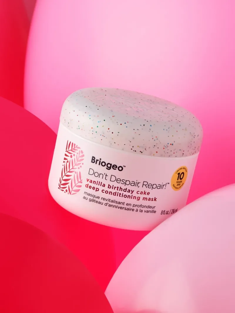briogeo_donxt_despair_rep_7-4.webp Briogeo Don't Despair, Repair!™ Birthday Cake Hair Mask | MECCA Best