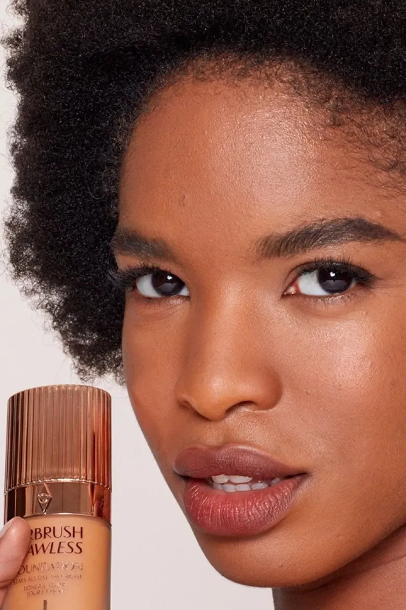 charlotte_tilbury_airbrus_4.webp Charlotte Tilbury Airbrush Flawless Foundation | MECCA Online
