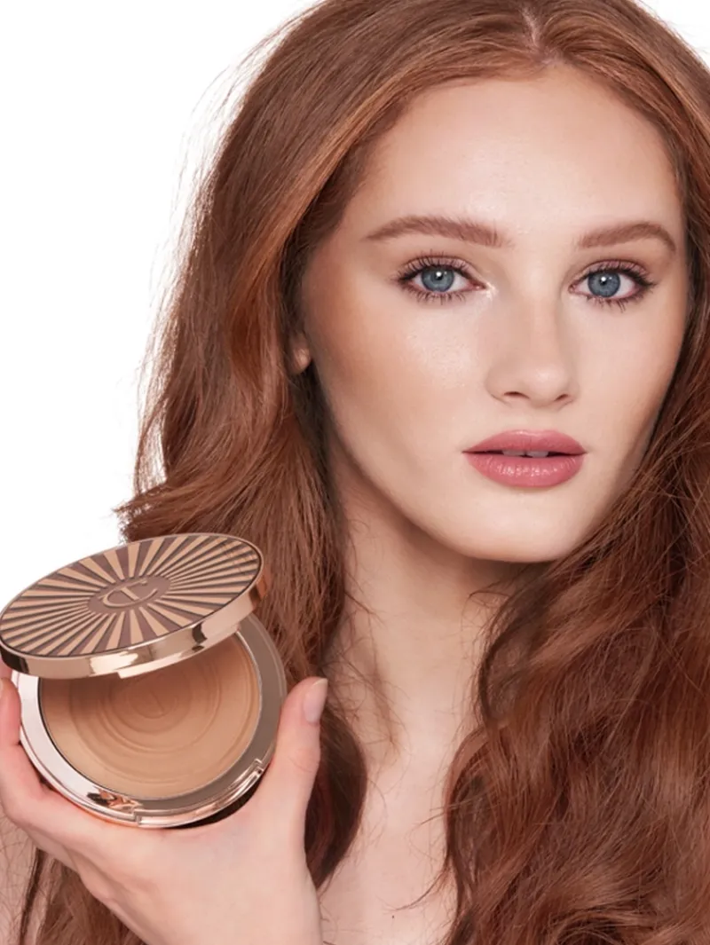charlotte_tilbury_beautif_5-2.webp Charlotte Tilbury Beautiful Skin Sun-Kissed Glow Cream Bronzer Fair | MECCA Online