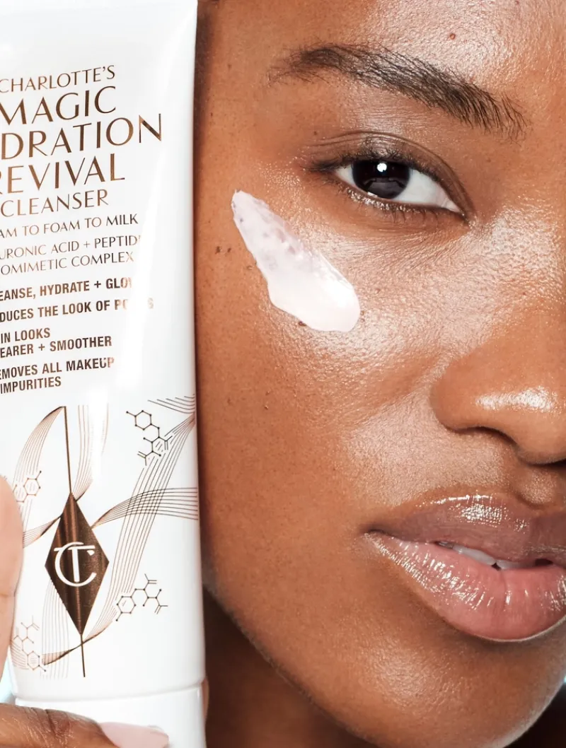 charlotte_tilbury_charlot_4-4.webp Charlotte Tilbury Charlotte's Magic Hydration Revival Cleanser | MECCA Discount