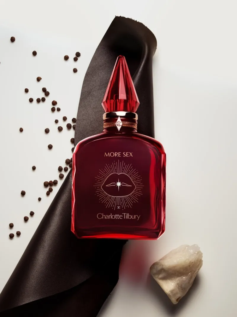 charlotte_tilbury_more_se_2.webp Charlotte Tilbury More Sex EDP | MECCA Outlet
