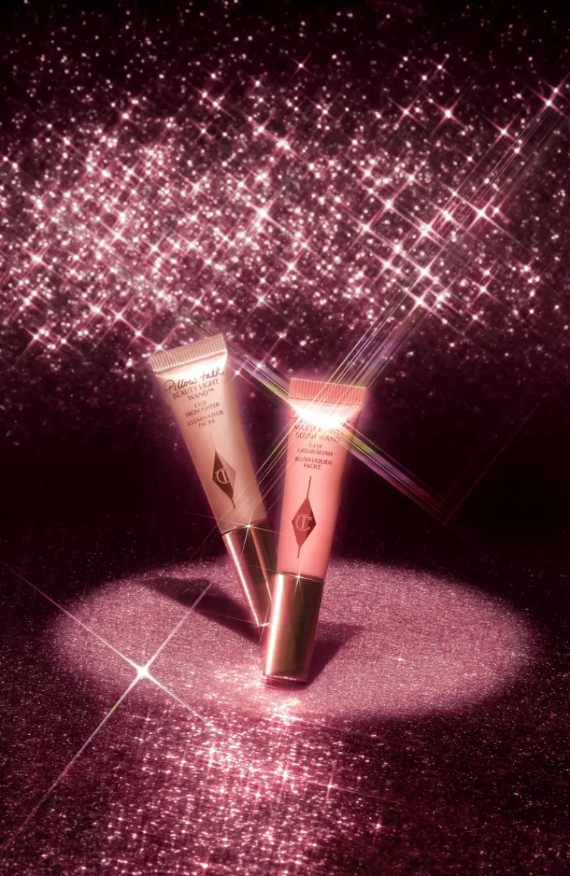 charlotte_tilbury_pillow__2-7.webp Charlotte Tilbury Pillow Talk Iconic Blush And Glow Kit | MECCA Clearance