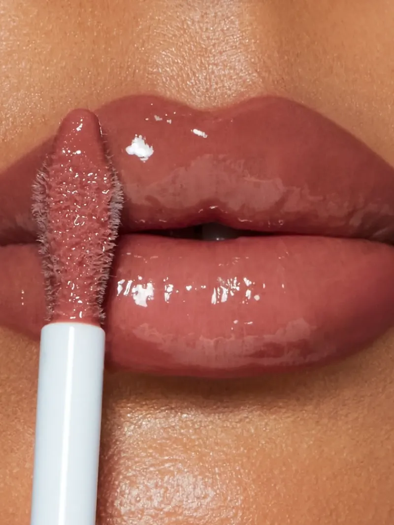 charlotte_tilbury_pillow__3-3.webp Charlotte Tilbury Pillow Talk Big Lip Plumpgasm | MECCA Online