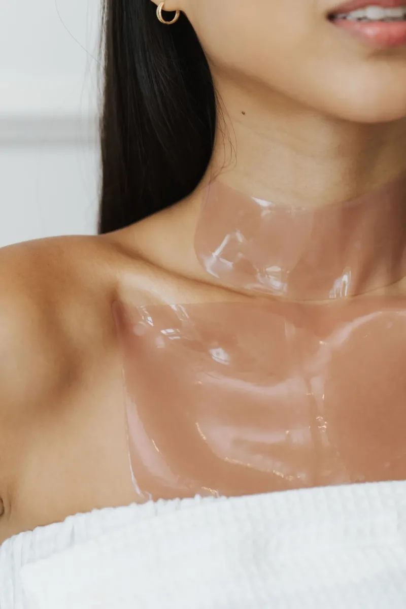 collagen_hydrogel_neck_ma_3.webp KARUNA Collagen Hydrogel Neck Mask Single - | MECCA Outlet