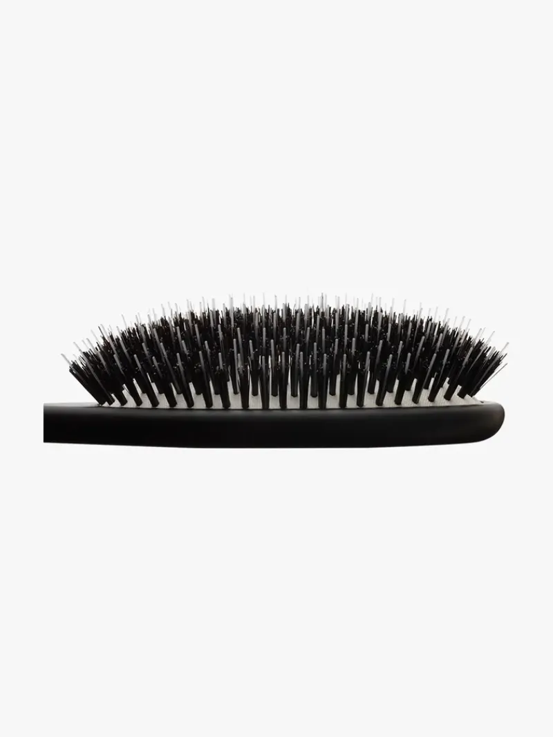 Crown Affair The Brush No. 001 | MECCA Discount