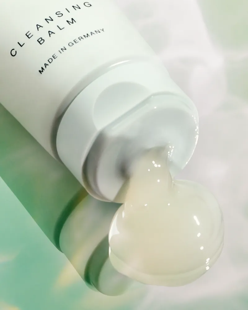 dr_barbara_sturm_microbio_3.webp Dr. Barbara Sturm Microbiotic Gentle Cleansing Balm | MECCA New