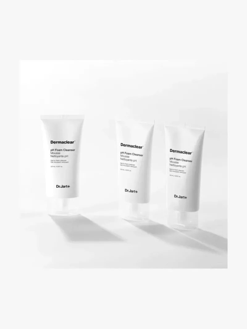dr_jart_dermaclear_ph_foa_3.webp Dr. Jart+ Dermaclear PH Foam Cleanser | MECCA New