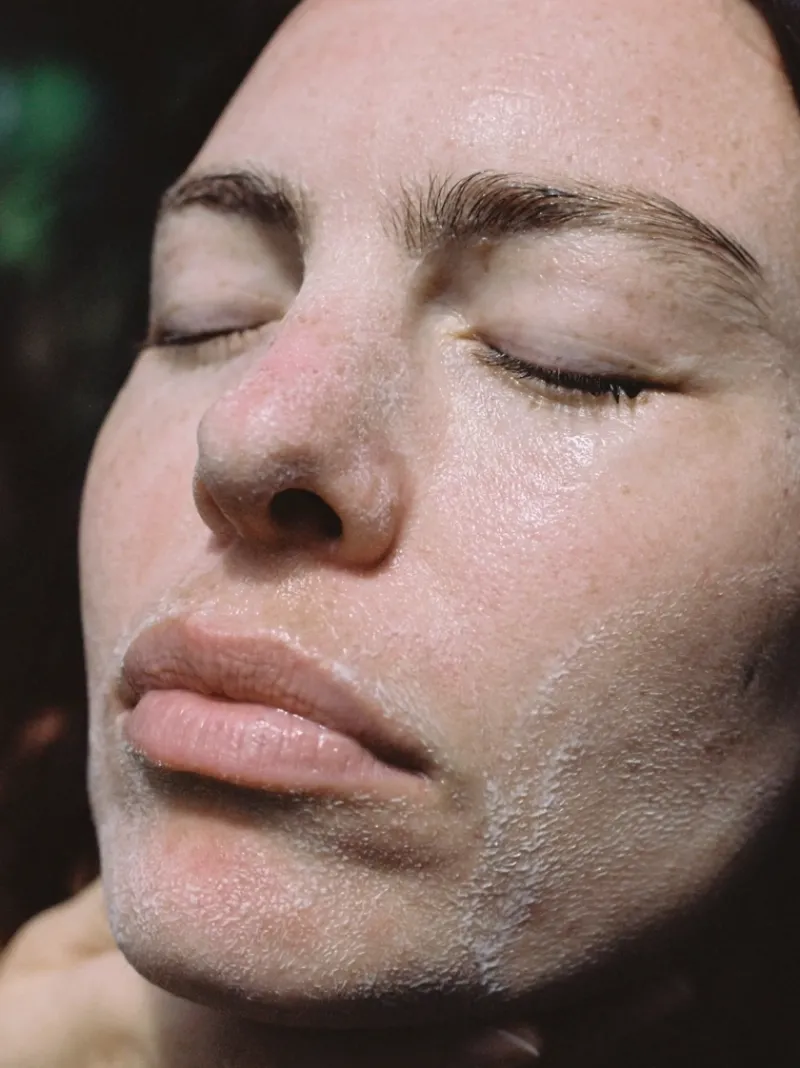 emma_lewisham_illuminatin_3.webp Emma Lewisham Illuminating Oil Cleanser Refill | MECCA Hot