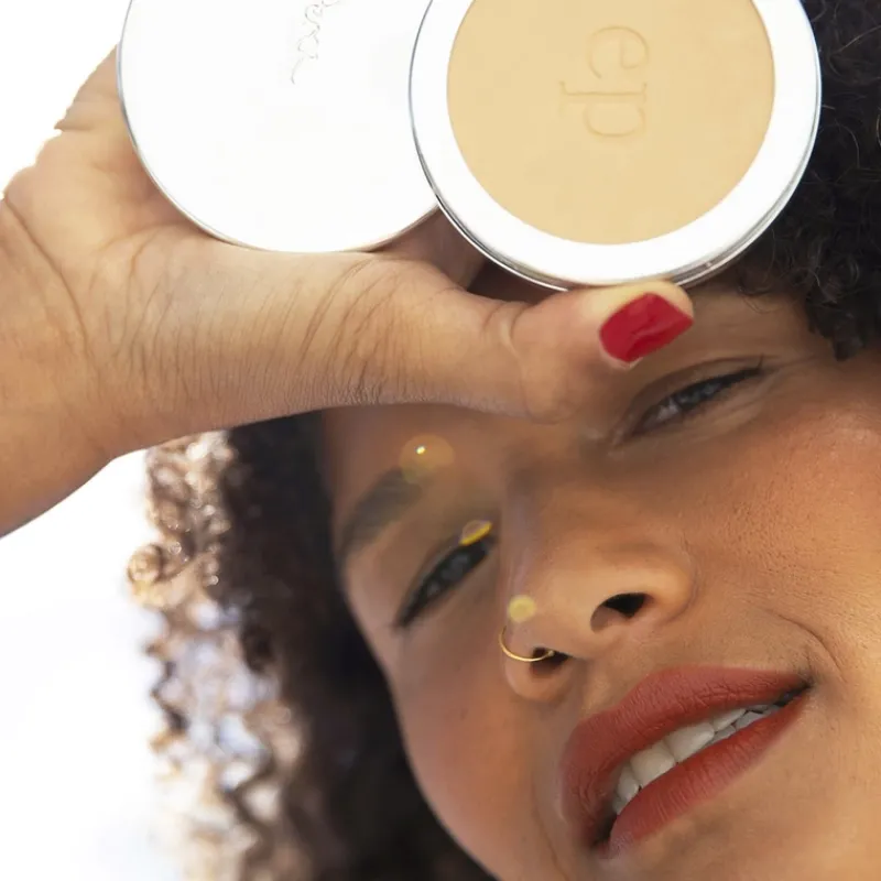 ere_perez_corn_setting_po_2.webp Ere Perez corn setting powder | MECCA Discount