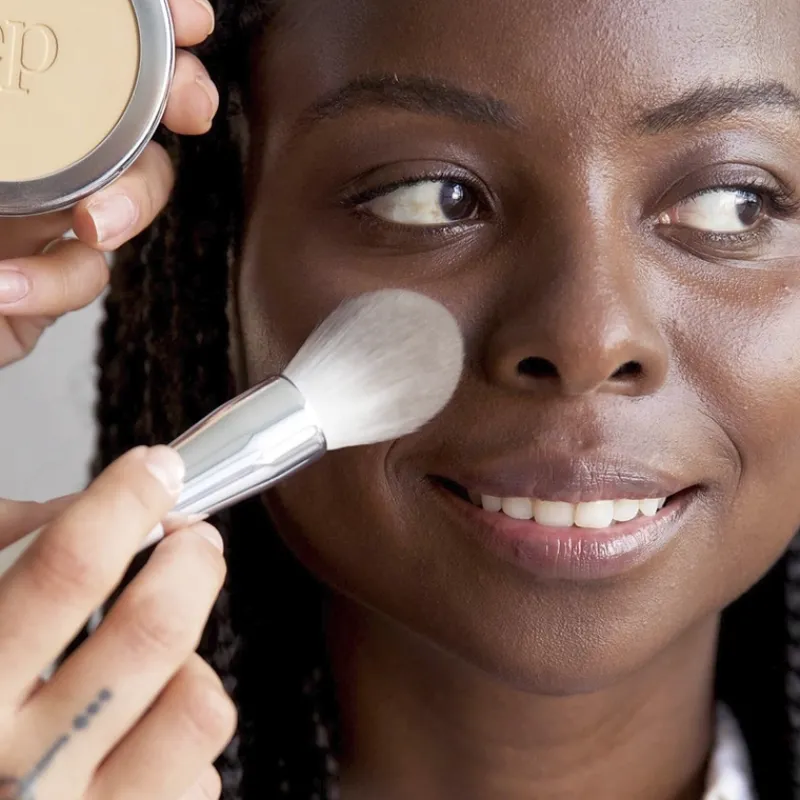 ere_perez_corn_setting_po_4.webp Ere Perez corn setting powder | MECCA Discount