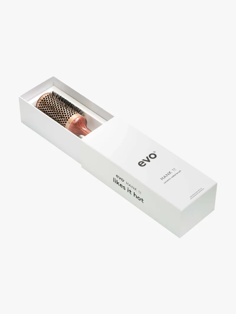 evo_hank_mm_ceramic_radia_2-1.webp evo Hank 52mm Ceramic Radial Brush | MECCA Hot