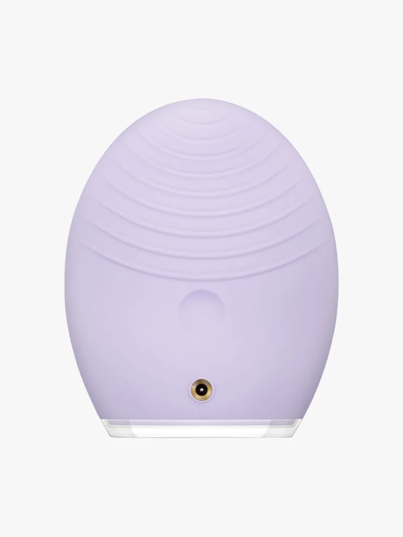 FOREO LUNA 3 Sensitive | MECCA Hot
