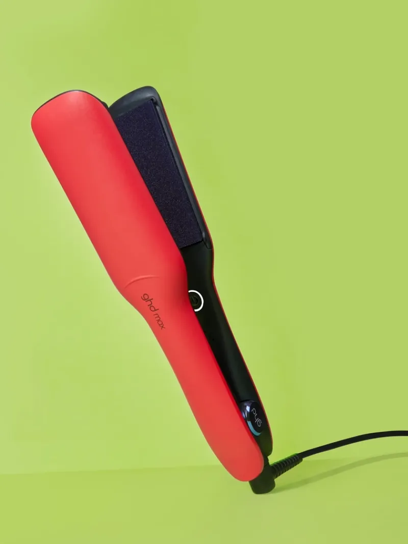 ghd_colour_crush_gold_max_4.webp ghd Colour Crush Gold Max | MECCA Outlet