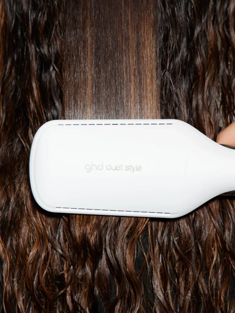 ghd_duet_styler_white__me_4.webp ghd Duet Styler White | MECCA Hot