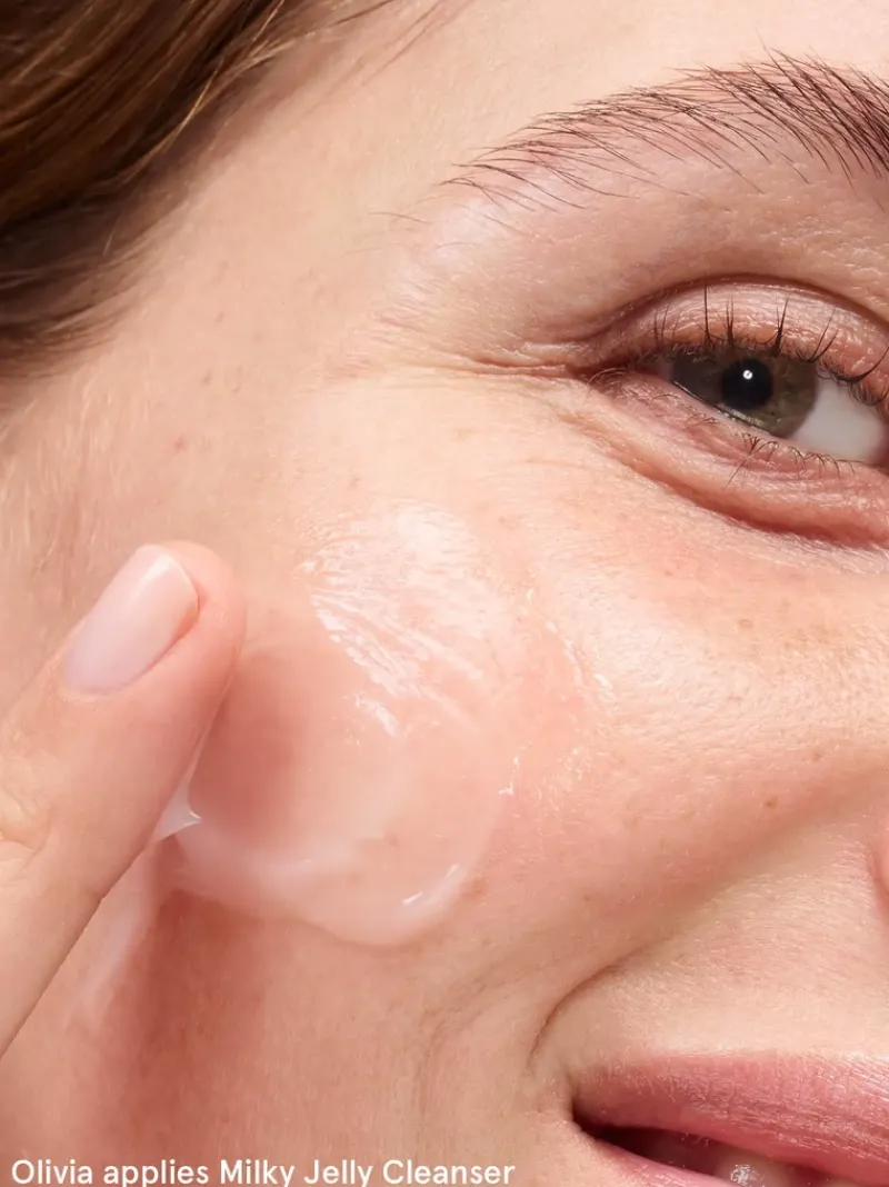 glossier_milky_jelly_gent_3-1.webp Glossier Milky Jelly Gentle Gel Face Cleanser | MECCA Fashion