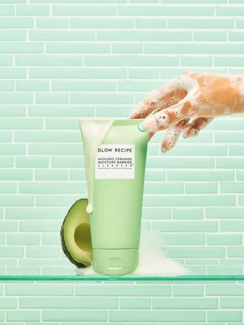 glow_recipe_avocado_ceram_3-2.webp Glow Recipe Avocado Ceramide Moisture Barrier Cleanser | MECCA New