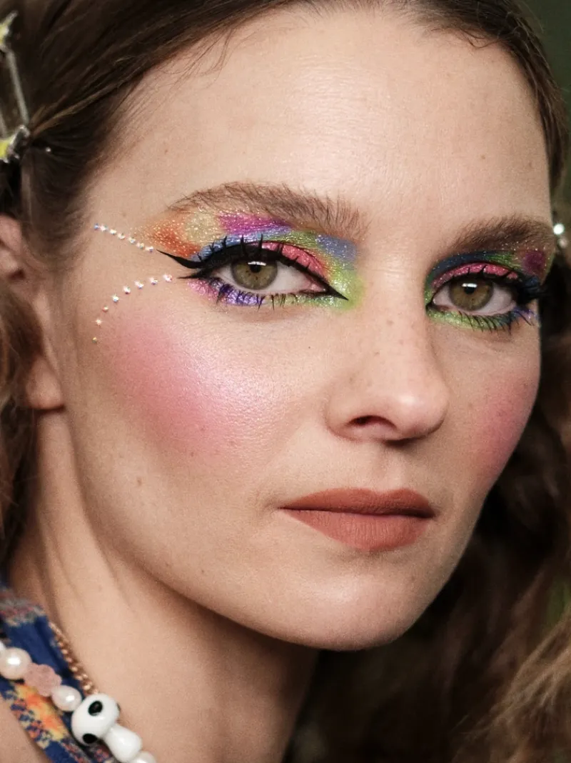 half_magic_chromaddiction_2.webp Half Magic Chromaddiction Shimmer Eye Paint & Liner | MECCA New