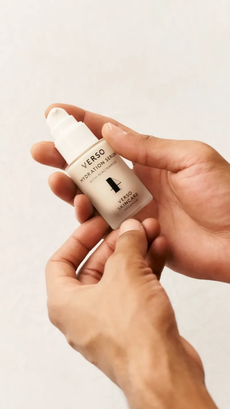 hydration_serum__verso__m_2.webp VERSO Hydration Serum - | MECCA Outlet