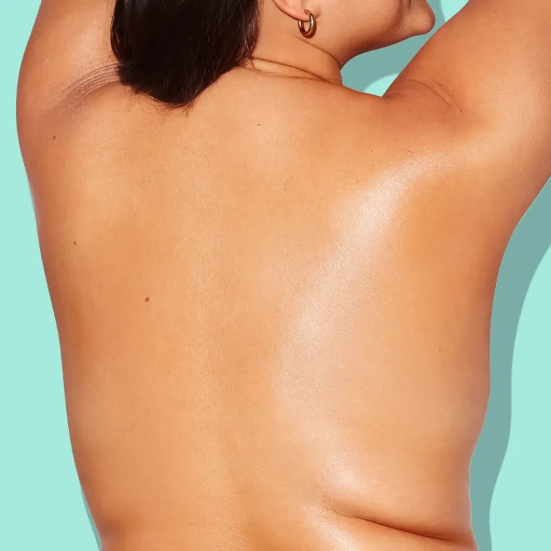 isle_of_paradise_selftann_4-1.webp Isle Of Paradise Self-Tanning Mousse | MECCA New