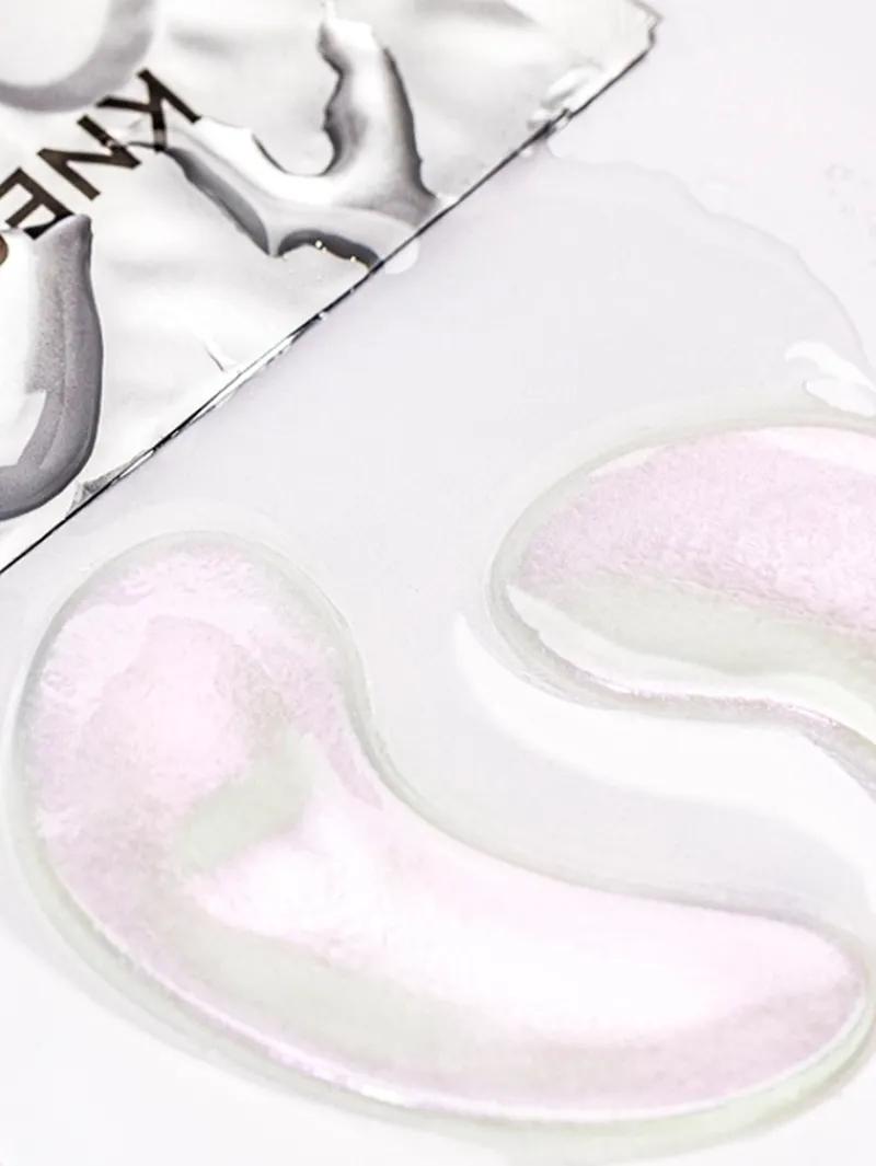 knesko_diamond_radiance_c_4-2.webp Knesko Diamond Radiance Collagen Eye Mask | MECCA Clearance