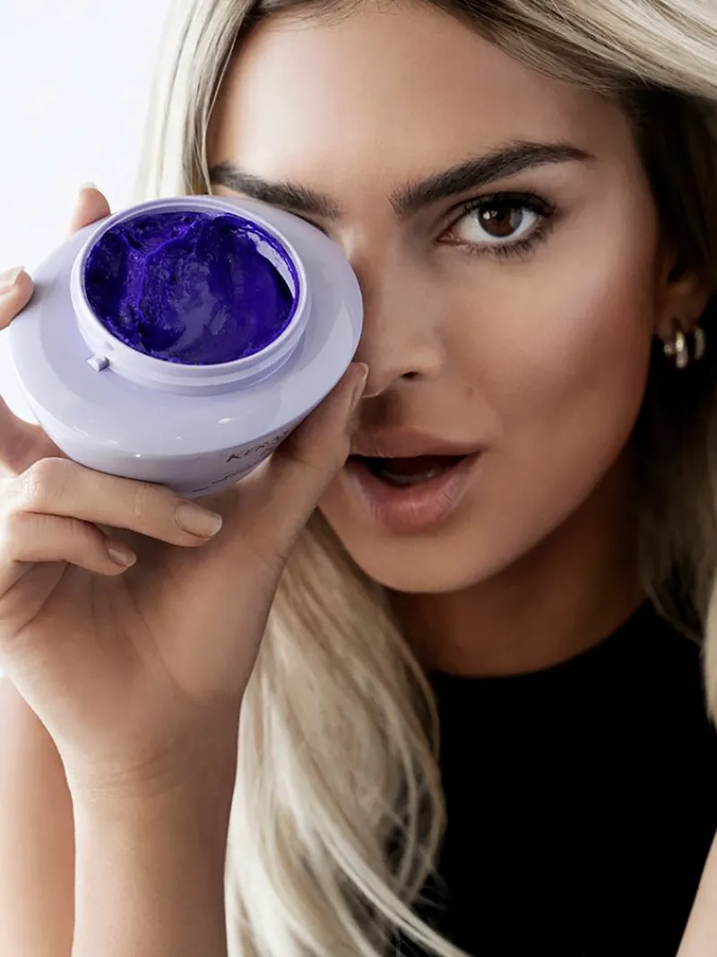 krastase_blond_absolu_ult_7-1.webp Kérastase Blond Absolu Ultra-Violet Purple Hair Mask | MECCA Discount