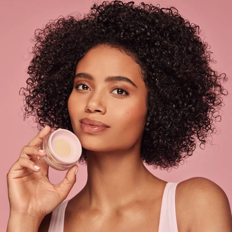 kylie_cosmetics_loose_set_4.webp Kylie Cosmetics Loose Setting Powder | MECCA Sale