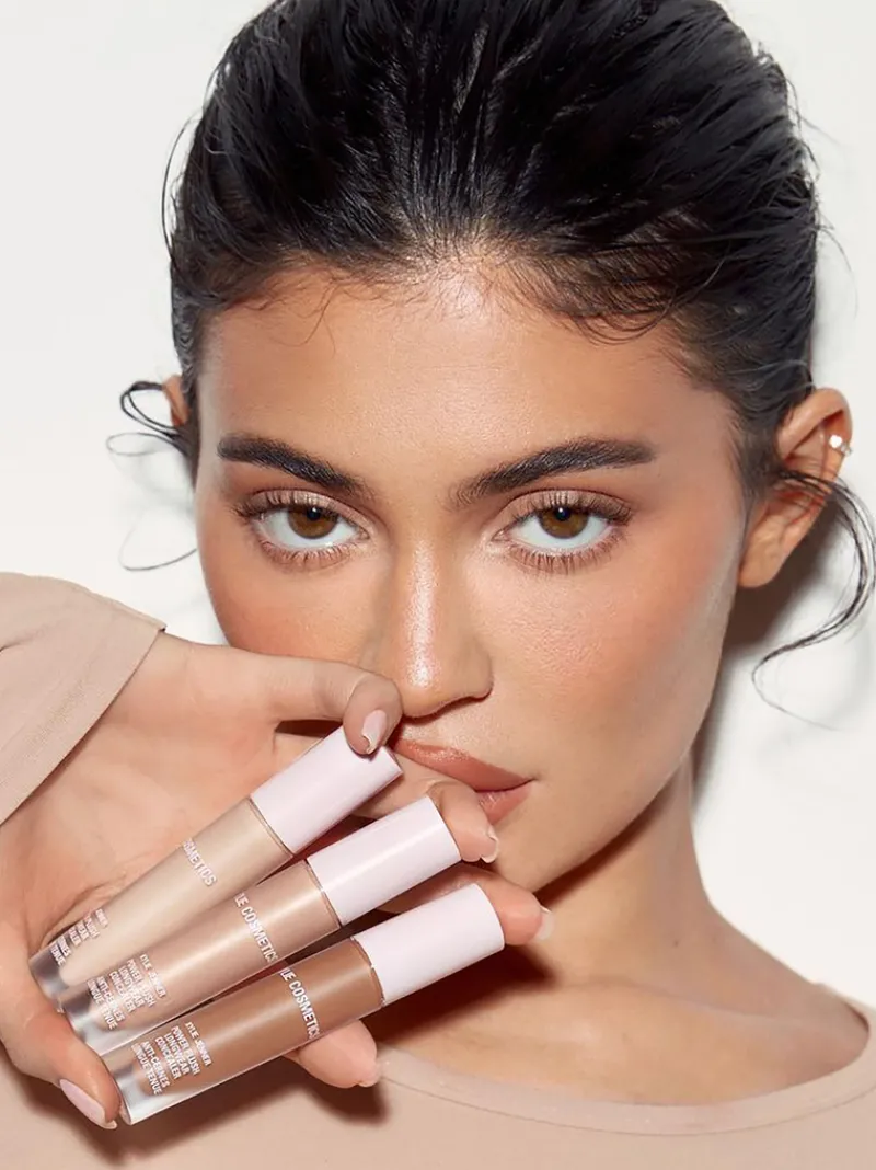 kylie_cosmetics_power_plu_5-1.webp Kylie Cosmetics Power Plush Concealer | MECCA Best