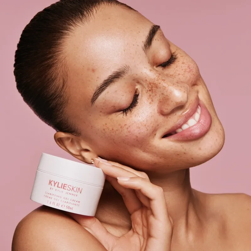 kylie_skin_clarifying_gel_4.webp Kylie Skin Clarifying Gel Cream | MECCA Discount