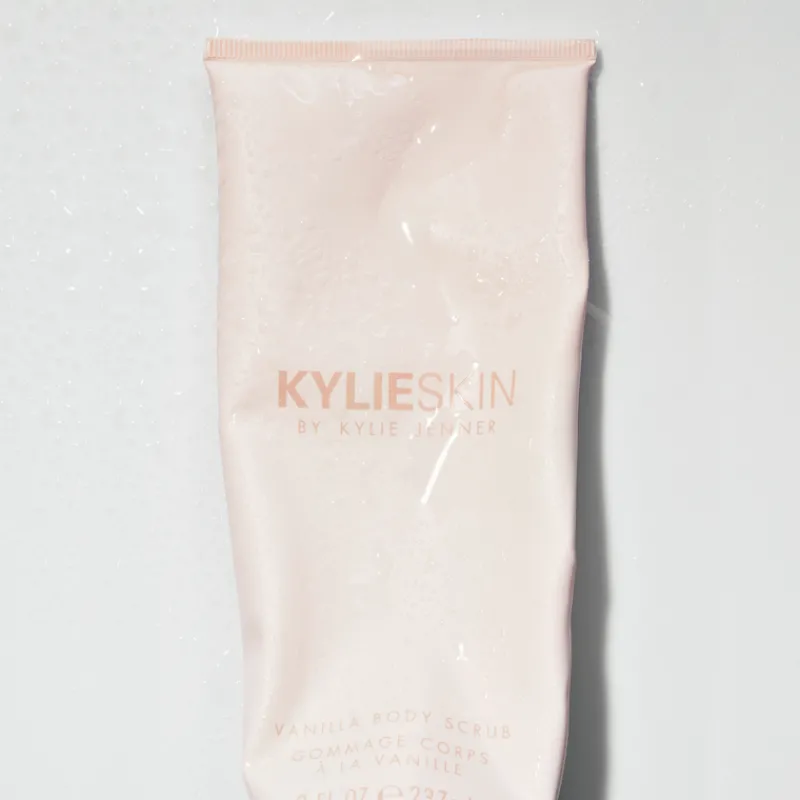 kylie_skin_vanilla_body_s_6.webp Kylie Skin Vanilla Body Scrub | MECCA New