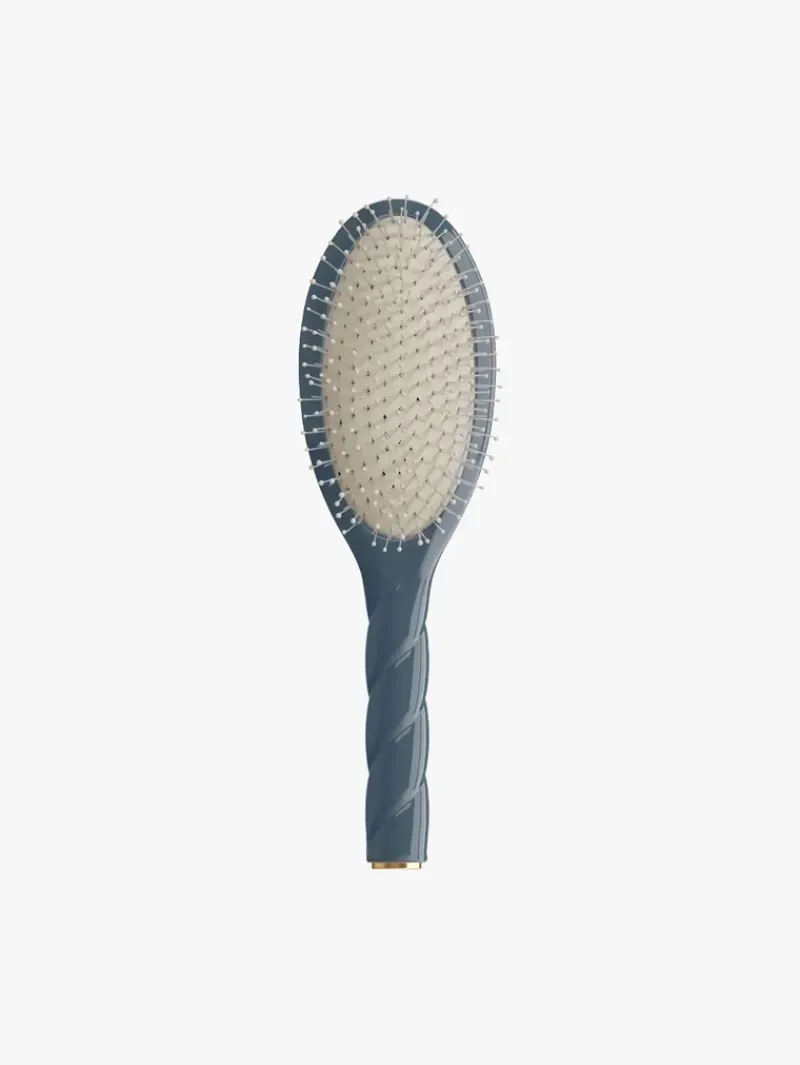 La Bonne Brosse N.04 The Detangling Scalp Brush | MECCA Online