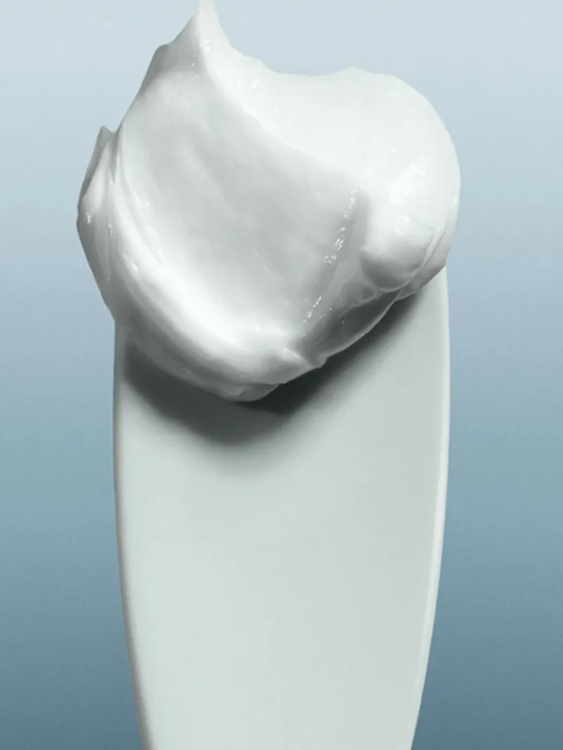 la_mer_crme_de_la_mer_moi_3.webp LA MER Crème de Moisturizing Cream | MECCA Sale