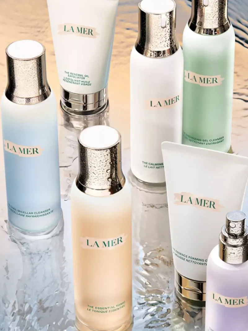 la_mer_the_revitalising_m_4.webp LA MER The Revitalising Mist | MECCA Clearance