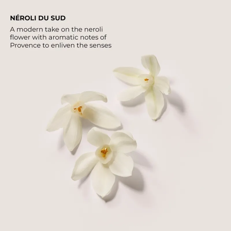 laura_mercier_exfoliating_4-2.webp Laura Mercier Exfoliating Body Wash Neroli du Sud | MECCA Online