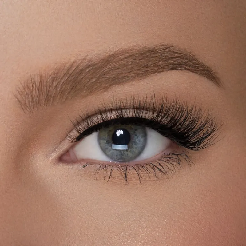 lilly_lashes_d_faux_mink__2-7.webp Lilly Lashes 3D Faux Mink Doha | MECCA New