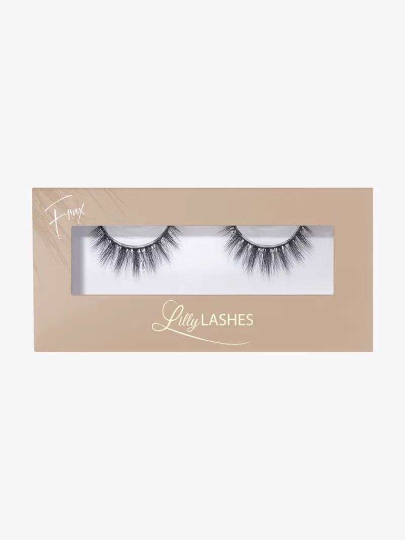 Lilly Lashes Everyday Faux Mink Reveal | MECCA Fashion