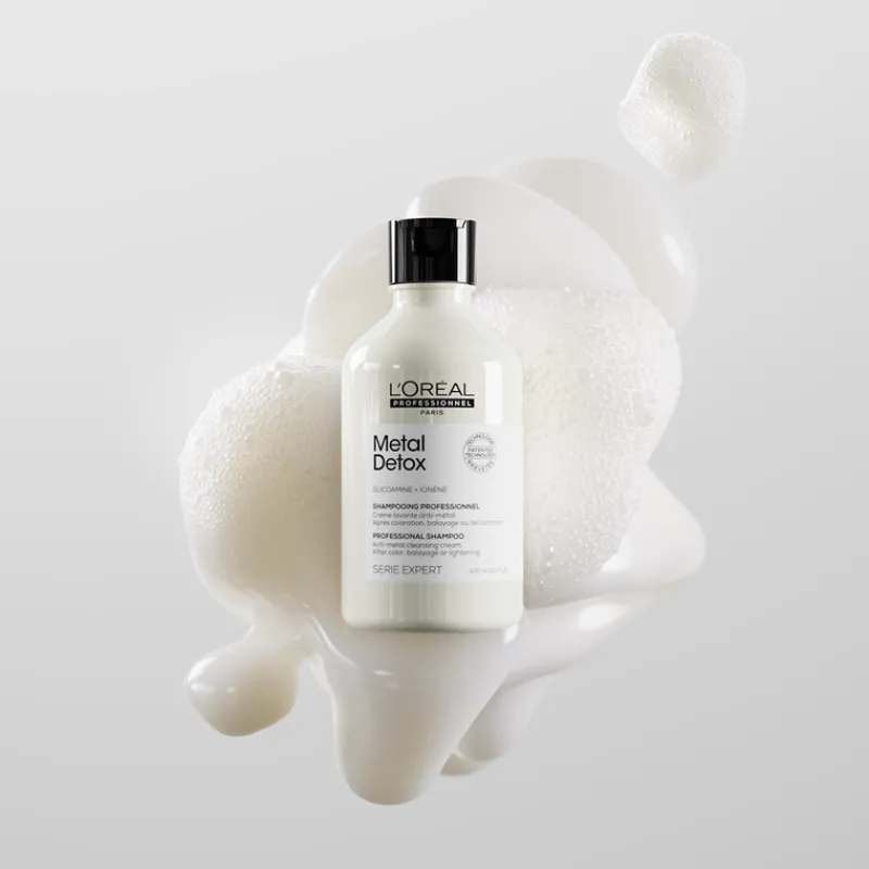 loral_professionnel_metal_2.webp L’Oréal Professionnel Metal Detox Shampoo | MECCA Outlet