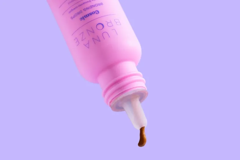 luna_bronze_cosmic_bronzi_4.webp Luna Bronze Cosmic Bronzing Drops | MECCA New