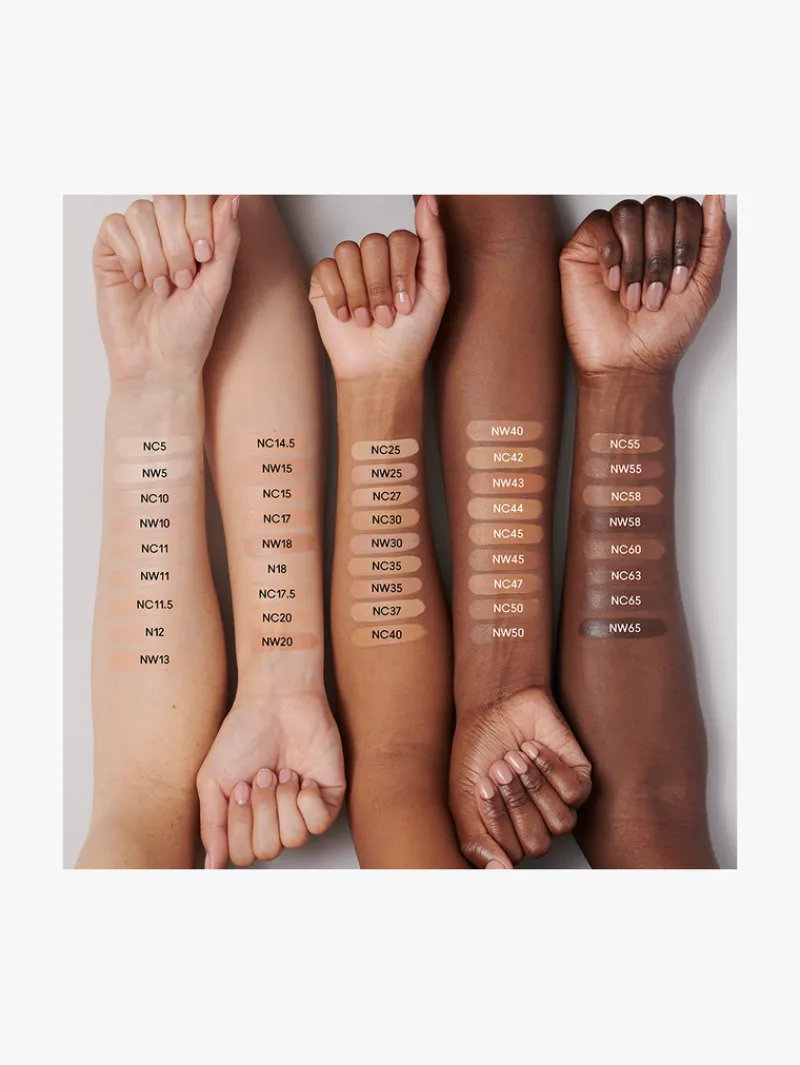 mac_cosmetics_studio_radi_3-2.webp M·A·C Cosmetics Studio Radiance 24Hr Concealer | MECCA New
