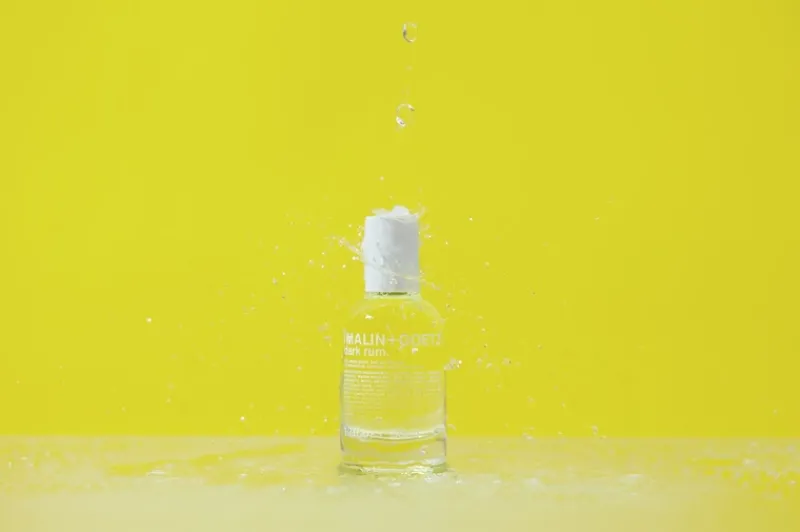 malingoetz_dark_rum_eau_d_4.webp MALIN+GOETZ Dark Rum Eau De Parfum | MECCA Fashion
