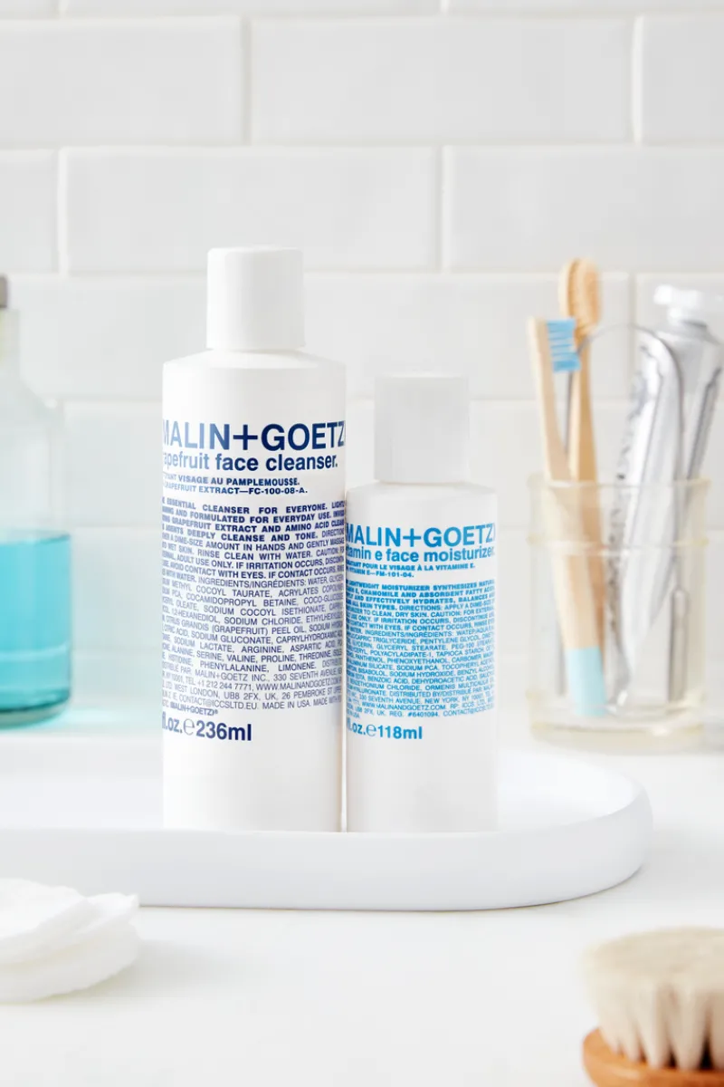 malingoetz_grapefruit_fac_2.webp MALIN+GOETZ Grapefruit Face Cleanser | MECCA Outlet