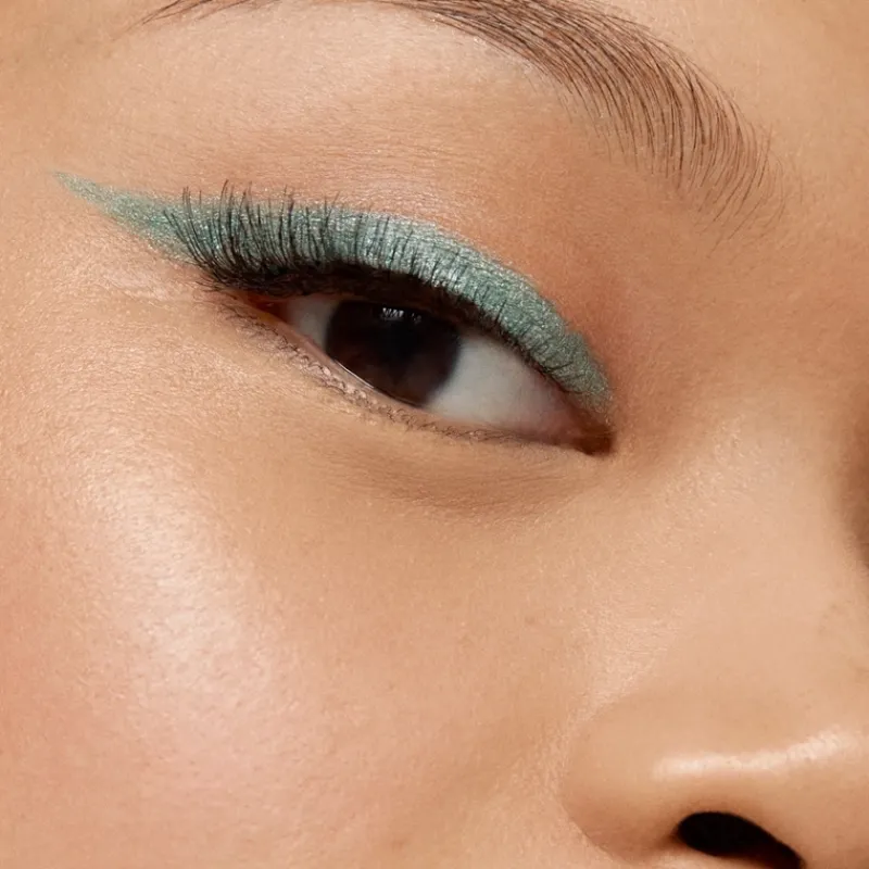 mecca_max_fluttering_fals_2-11.webp MECCA MAX Fluttering Falsies Angel Wings | MECCA Discount