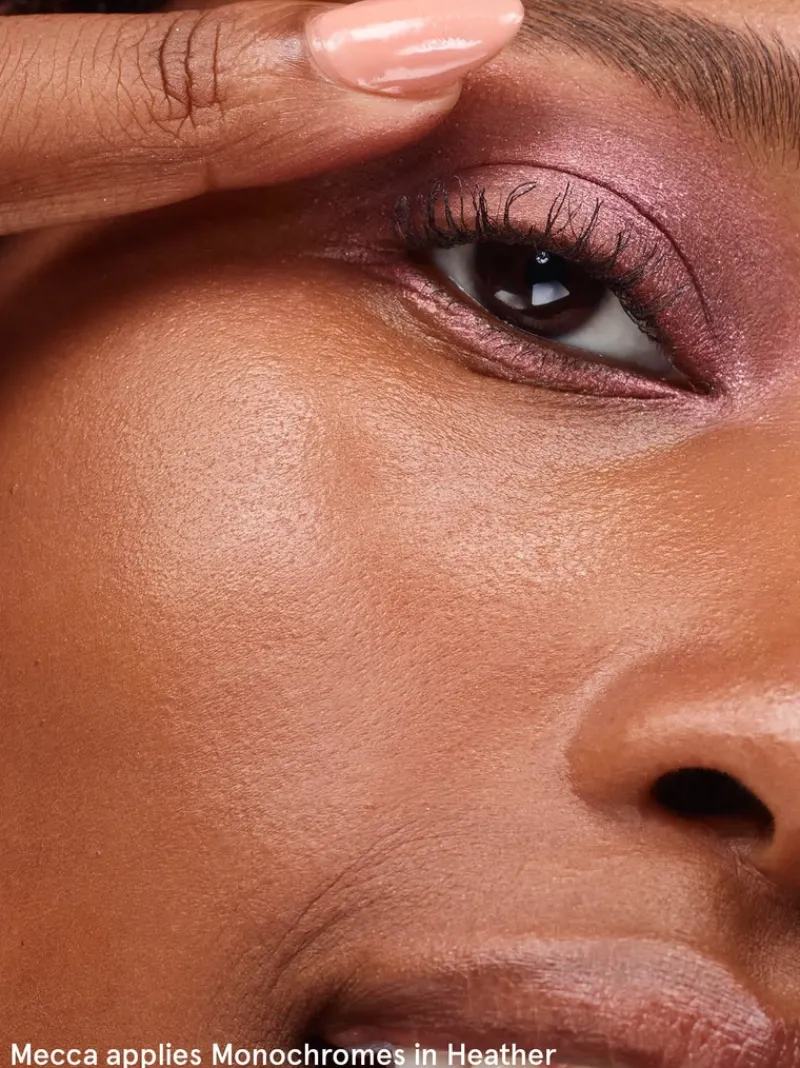 monochromes_essential_eye_3.webp Glossier Monochromes Essential Eyeshadow Trio Palette - | MECCA Hot