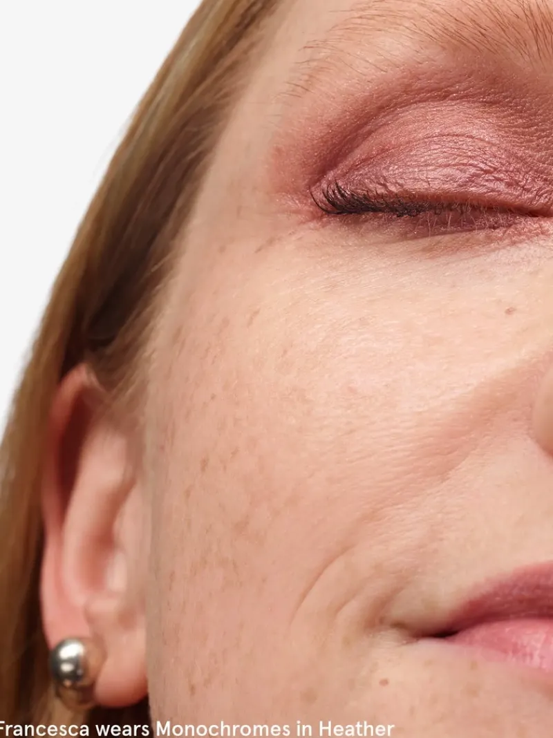 monochromes_essential_eye_4.webp Glossier Monochromes Essential Eyeshadow Trio Palette - | MECCA Hot