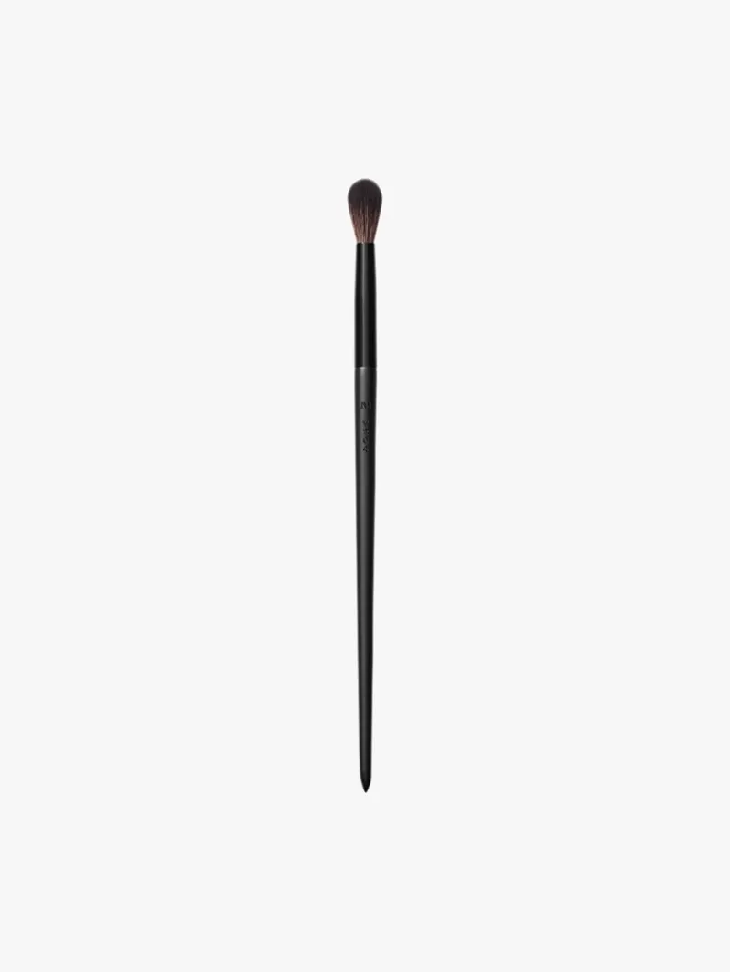 Morphe V204 Soft Pointed Eyeshadow Brush | MECCA Best