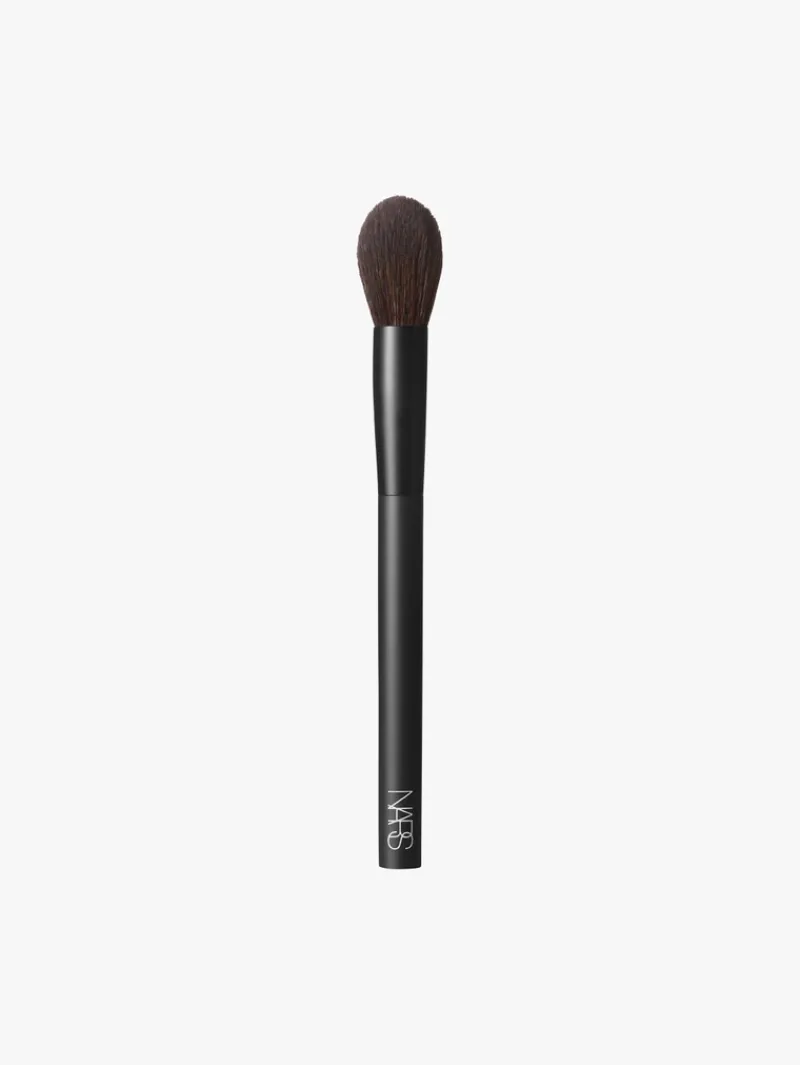 NARS #15 Precision Powder Brush | MECCA Hot