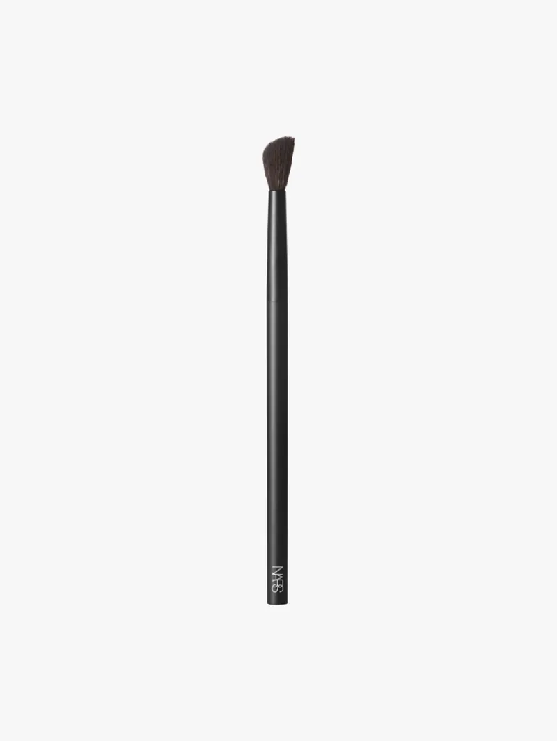 NARS #10 Radiant Creamy Concealer Brush | MECCA Hot